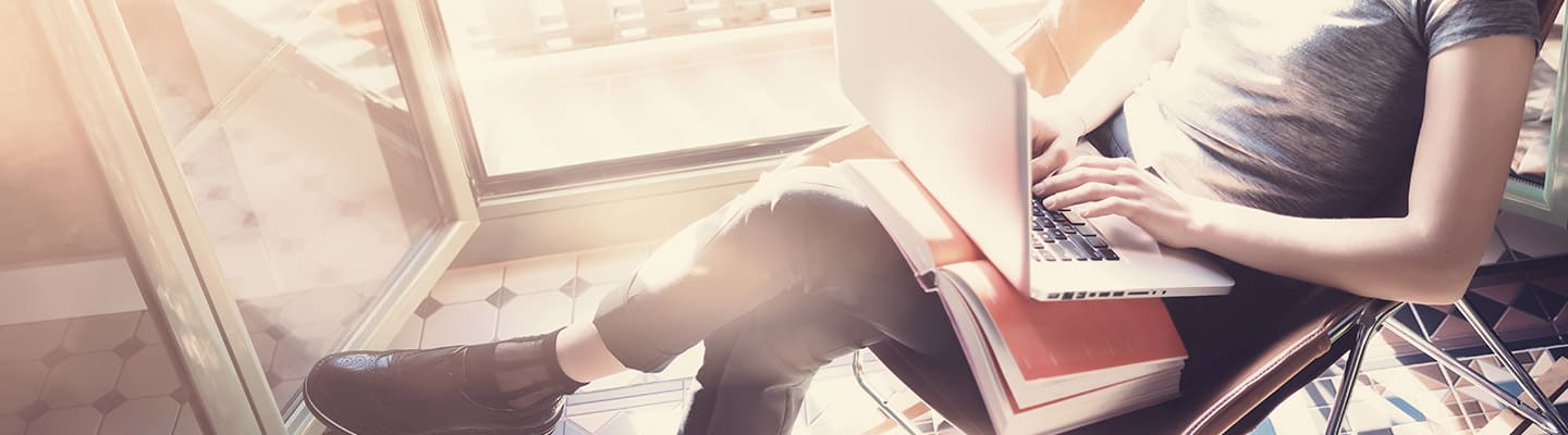 女子大生がアルバイトだと給料が低いからパパ活を副業でやりたいなら